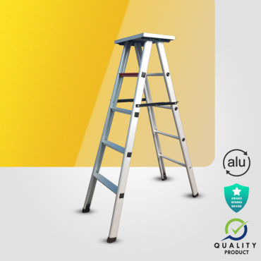 4 Step Foldable Ladder with Top Tool Metal Plate (Model: K-7013, Height: 5 ft in Light)
